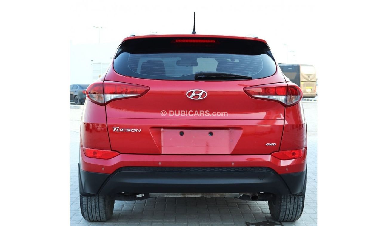 هيونداي توسون SE هيونداي توسان 2018 فور ويل 4X4 خليجي  بحالة ممتازة