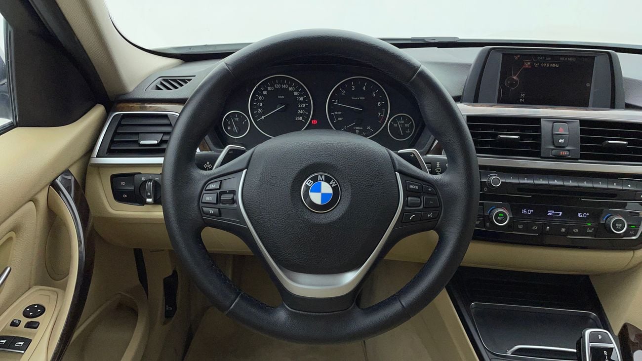 BMW 320i EXECUTIVE 2 | Zero Down Payment | Free Home Test Drive