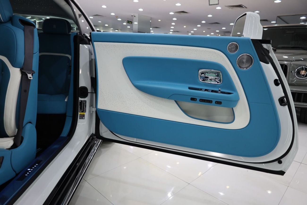 رولز رويس سبيكتر Coupe Illuminated Spirit of Ecstasy, Starlight, Bespoke Audio, Dealer Warranty + Service!!