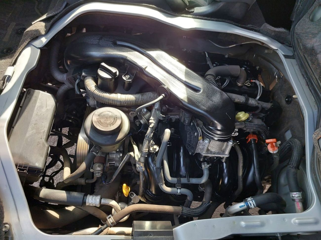 تويوتا هاياس (RAMADAN OFFER) TOYOTA HIACE VAN RHD 2013 MODEL 2.0 L PETROL AUTOMATIC(PM88710)