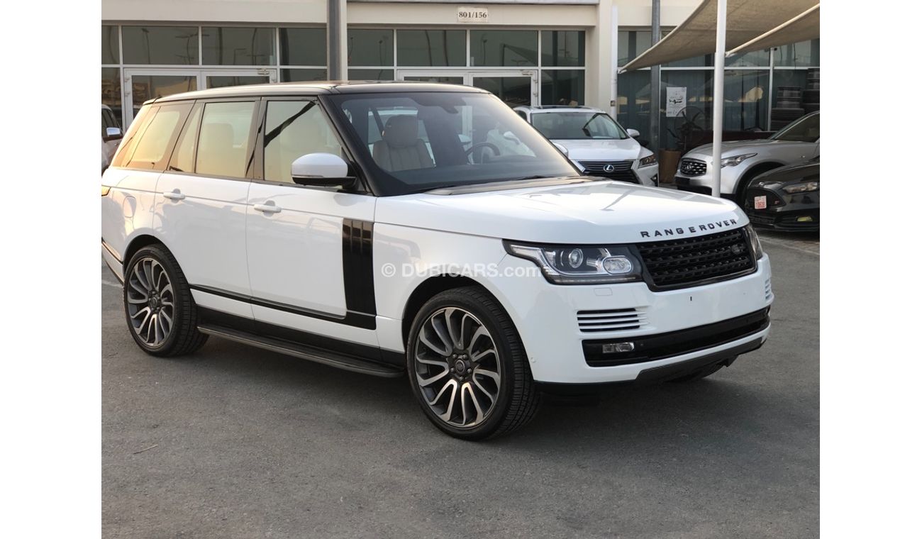 Land Rover Range Rover Rang ROVER VOUGE SUPER CHARGE MODEL 2013 GCC car prefect condition full option