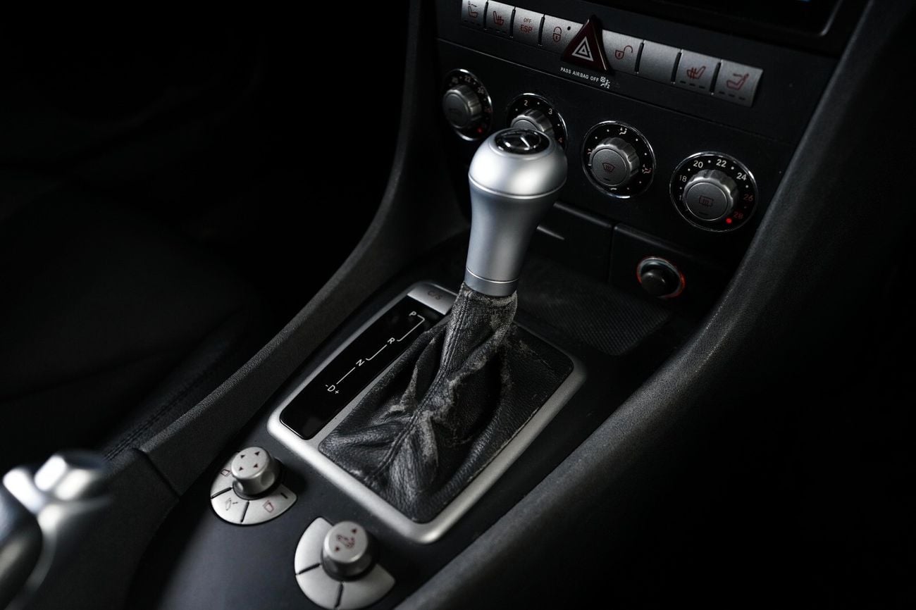 Mercedes Benz SLK350 SPORT