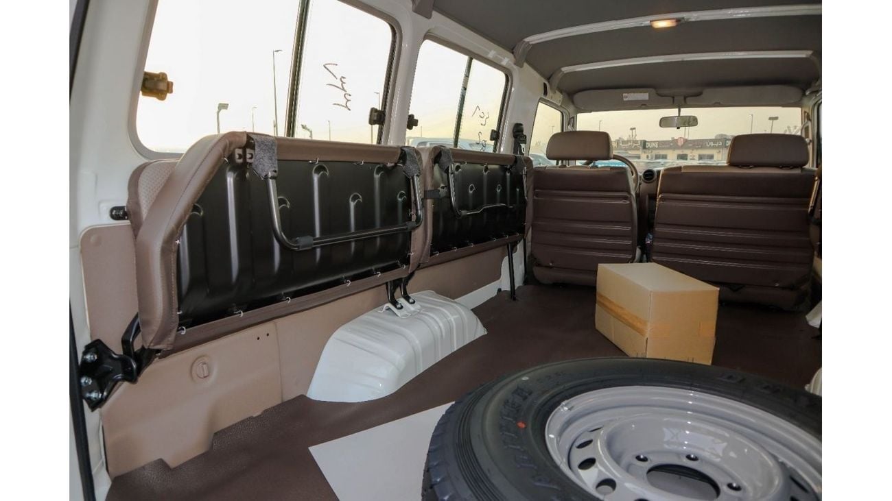 تويوتا لاند كروزر 70 Land Cruiser Hard Top 4.2L DIESEL 6-CYLINDER 3-DOORS 2023
