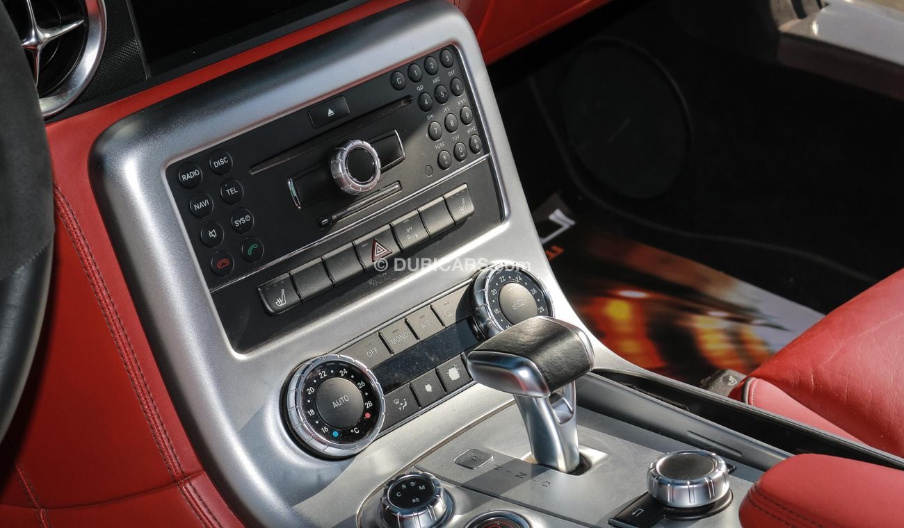 Mercedes-Benz SLS AMG