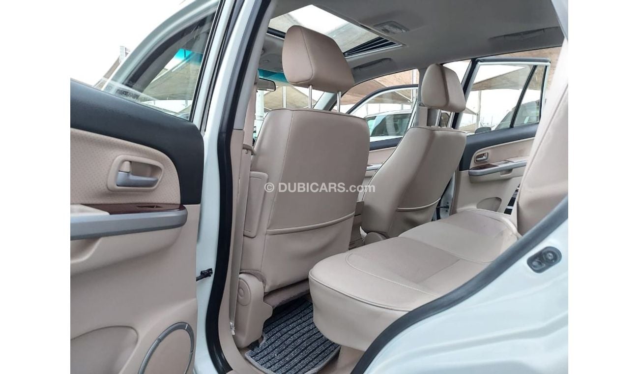 Suzuki Grand Vitara Gulf model 2016 No. 1 cruise control, wheels, sensors, screen, in excellent condition, you do not ne