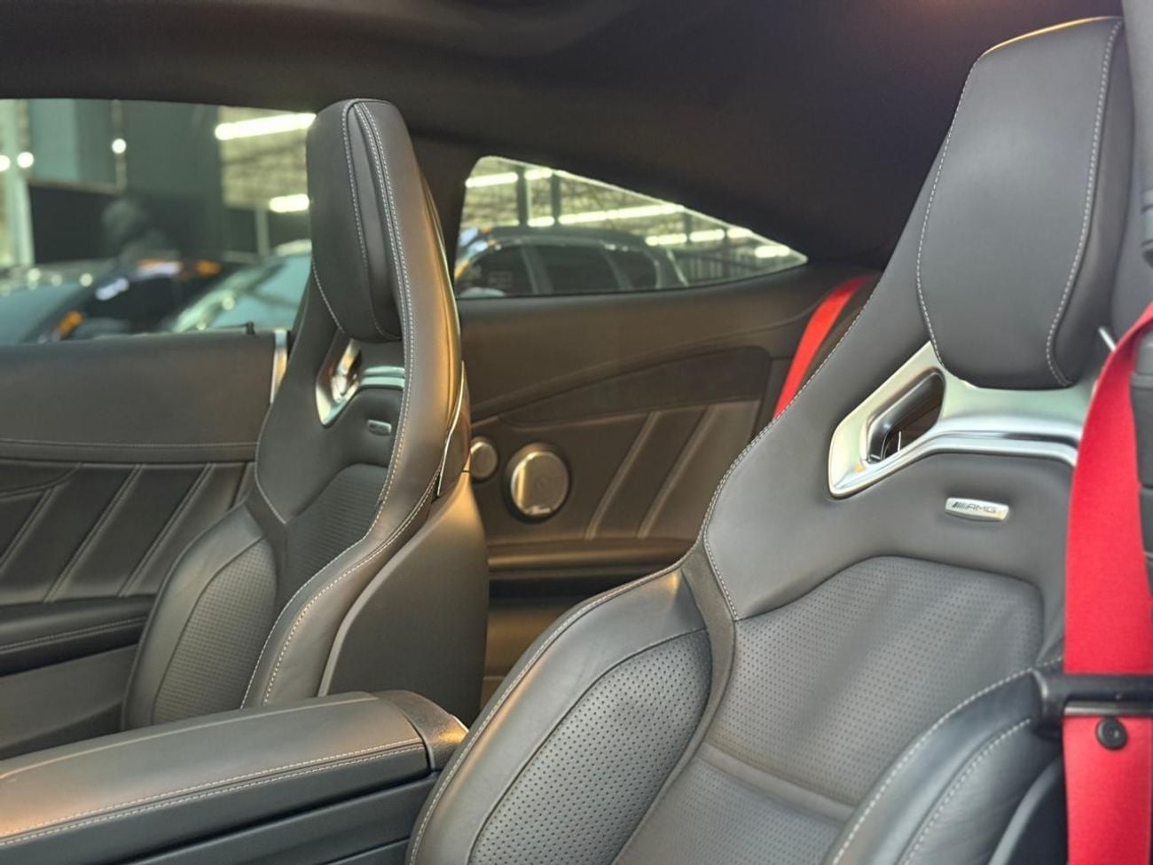 Mercedes-Benz C 63 S MERCEDES BENZ C 63 S COUPE