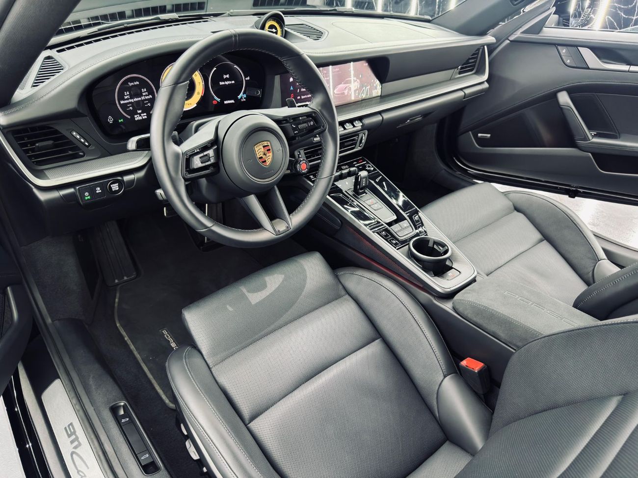 Porsche 911 Carrera 3.0L (388 HP) Coupe 2025 Porsche 911, 2 Years Porsche Warranty, Sport Chrono Package, Very L