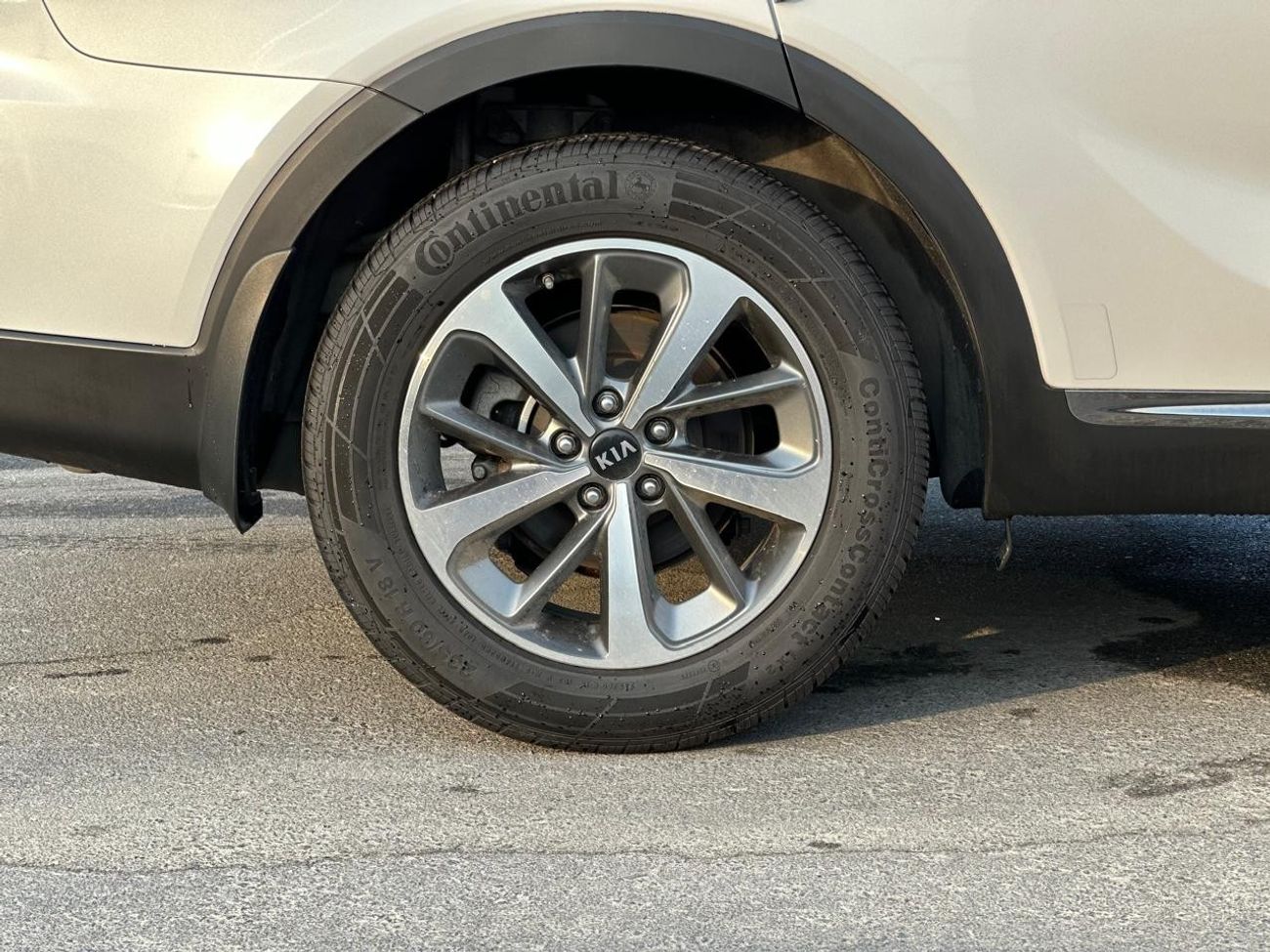 كيا سورينتو LX