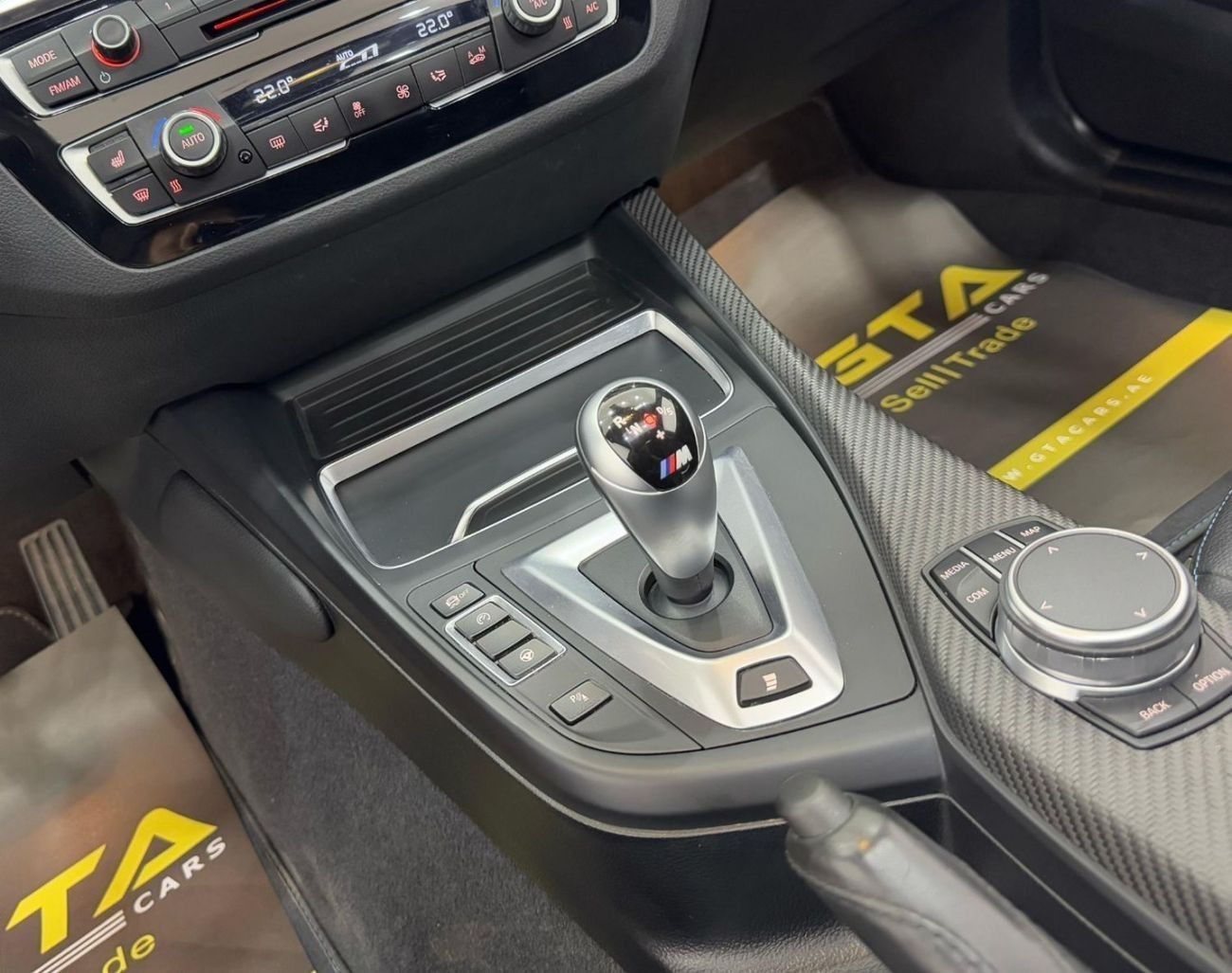 BMW M2 Competition 3.0L 2020 BMW M2 Competition, Warranty, Full Service History, Carbon Fiber Package, Low