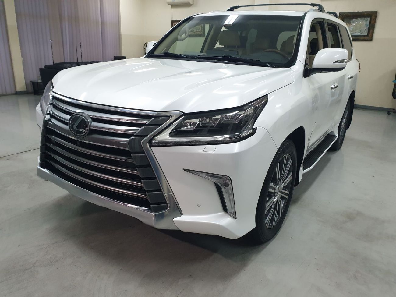 لكزس LX 570 Platinum 5.7L