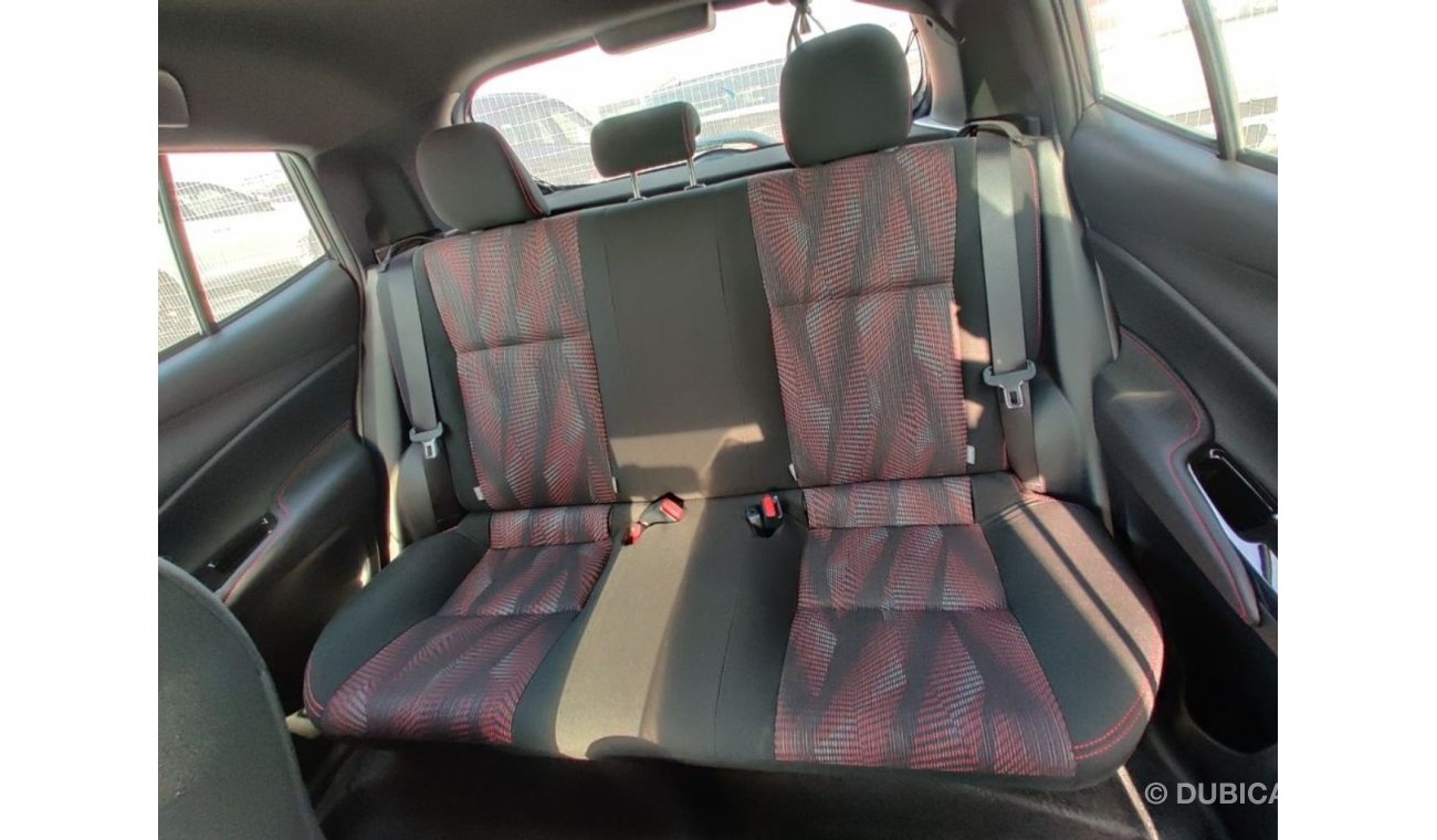 Toyota Yaris ToyotalYarus/2019/Petrol/ Fabrics seats