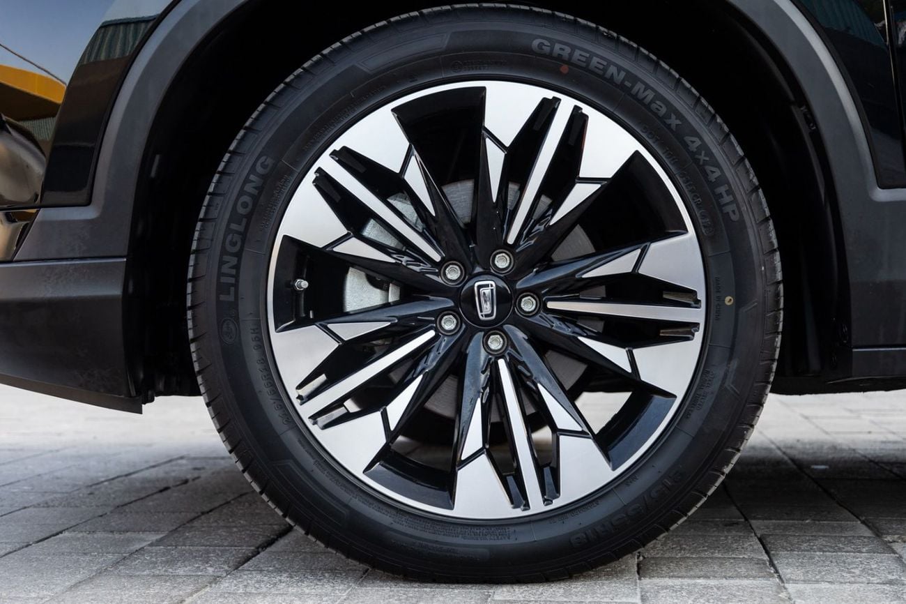 Bestune T77 Bestune T77 Luxury 2024 2024 GCC | Agency Warranty | Service Contract for 858.00 AED monthly