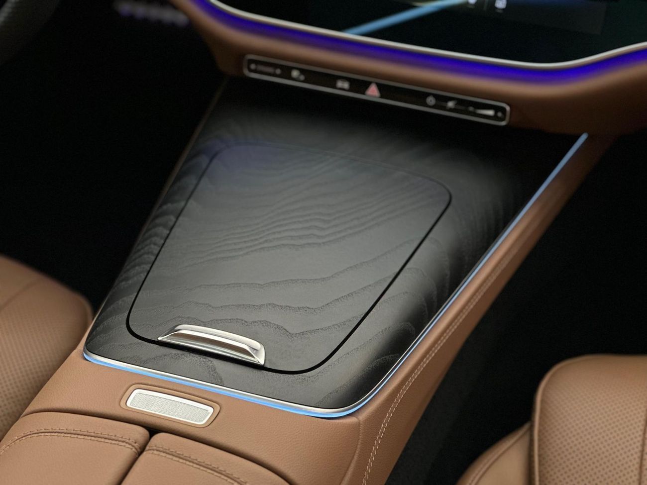 Mercedes-Benz E300 New E300 In Stock Full screen