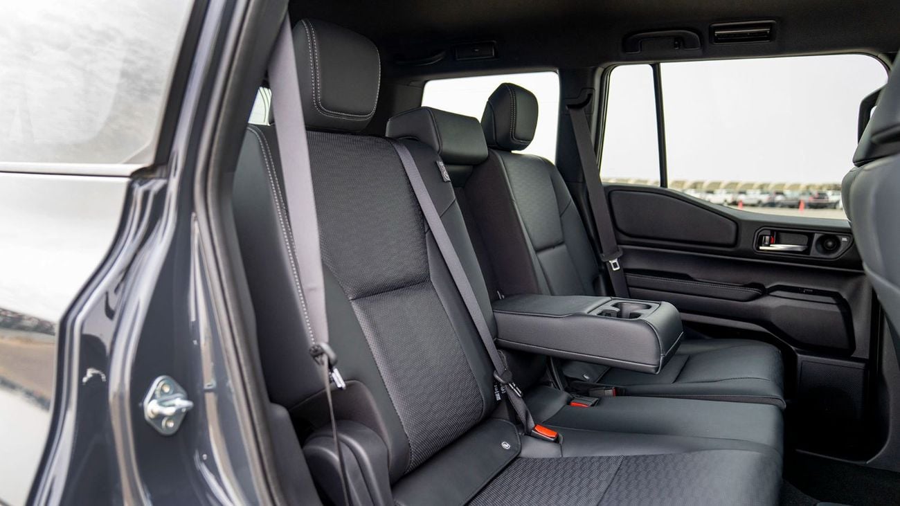 Toyota Prado Adventure Mono Tone 2.4T