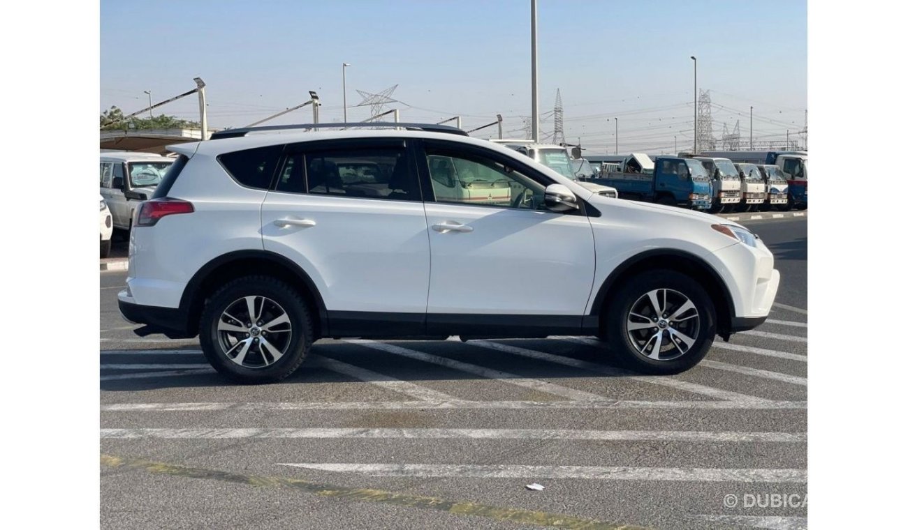 Toyota RAV4 2018 Toyota Rav4 XLE 4x4 Full Option With Rada Push Start - 2.5L V4 - / EXPORT ONLY