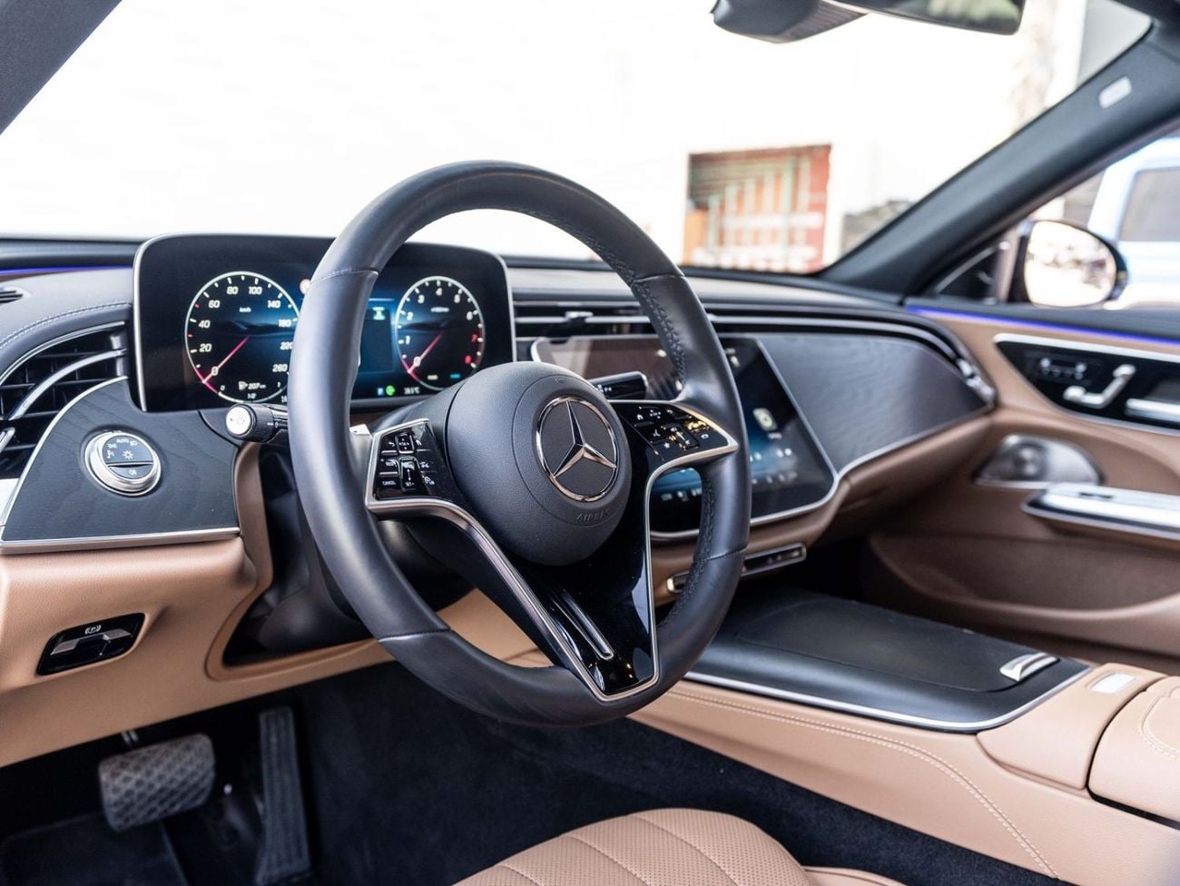 مرسيدس بنز E200 STD Mercedes-Benz E-Class 2025 مقابل 3,440.00 AED شهريًا