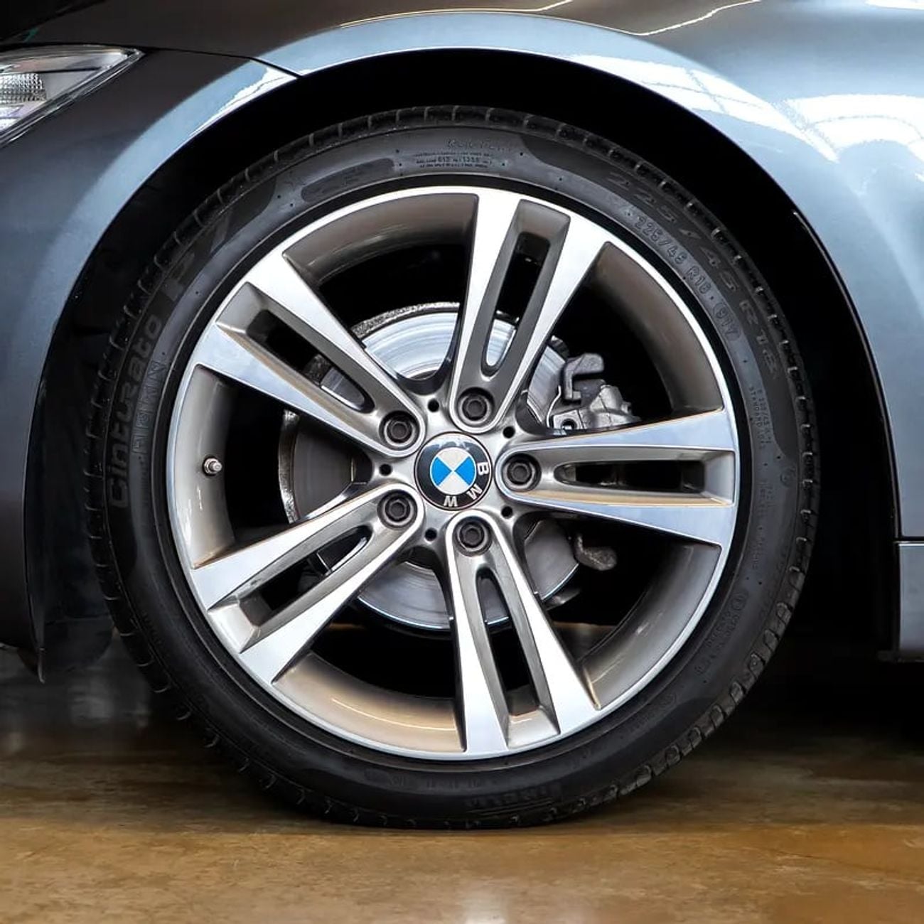 BMW 420i 1,877 0% Downpayment • 420i M-Sport Convertible • 1 Year Warranty