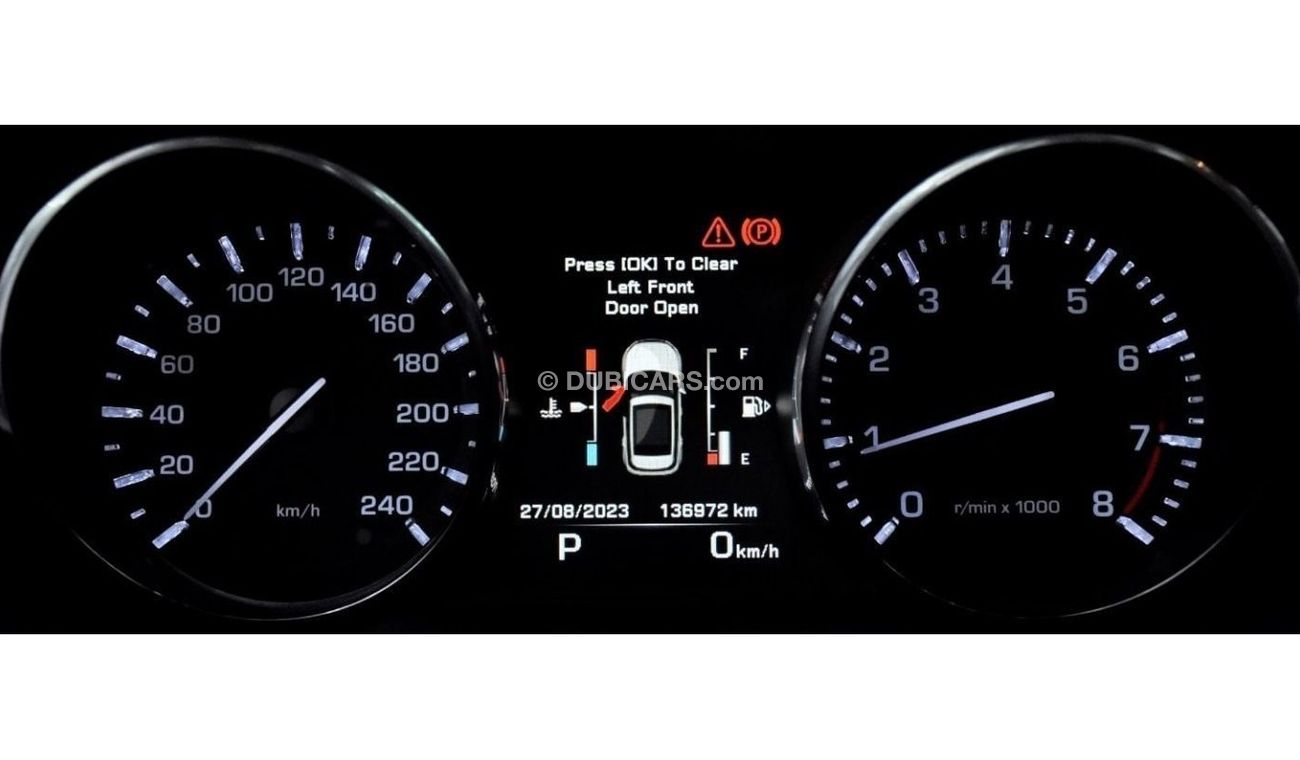 Land Rover Range Rover Evoque EXCELLENT DEAL for our Land Rover Range Rover EVOQUE ( 2015 Model ) in White Color GCC Specs