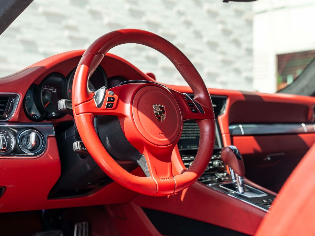 Porsche 911 911 CARRERA 4S • FULL OFFICIAL PORSCHE SERVICE HISTORY • STUNNING COLOUR COMBINATION