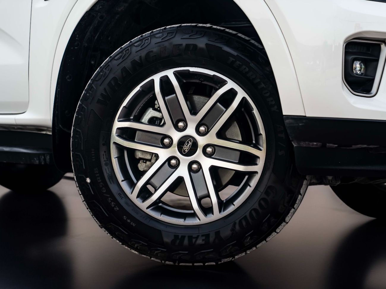 فورد ايفرست XLS 2.0T Diesel