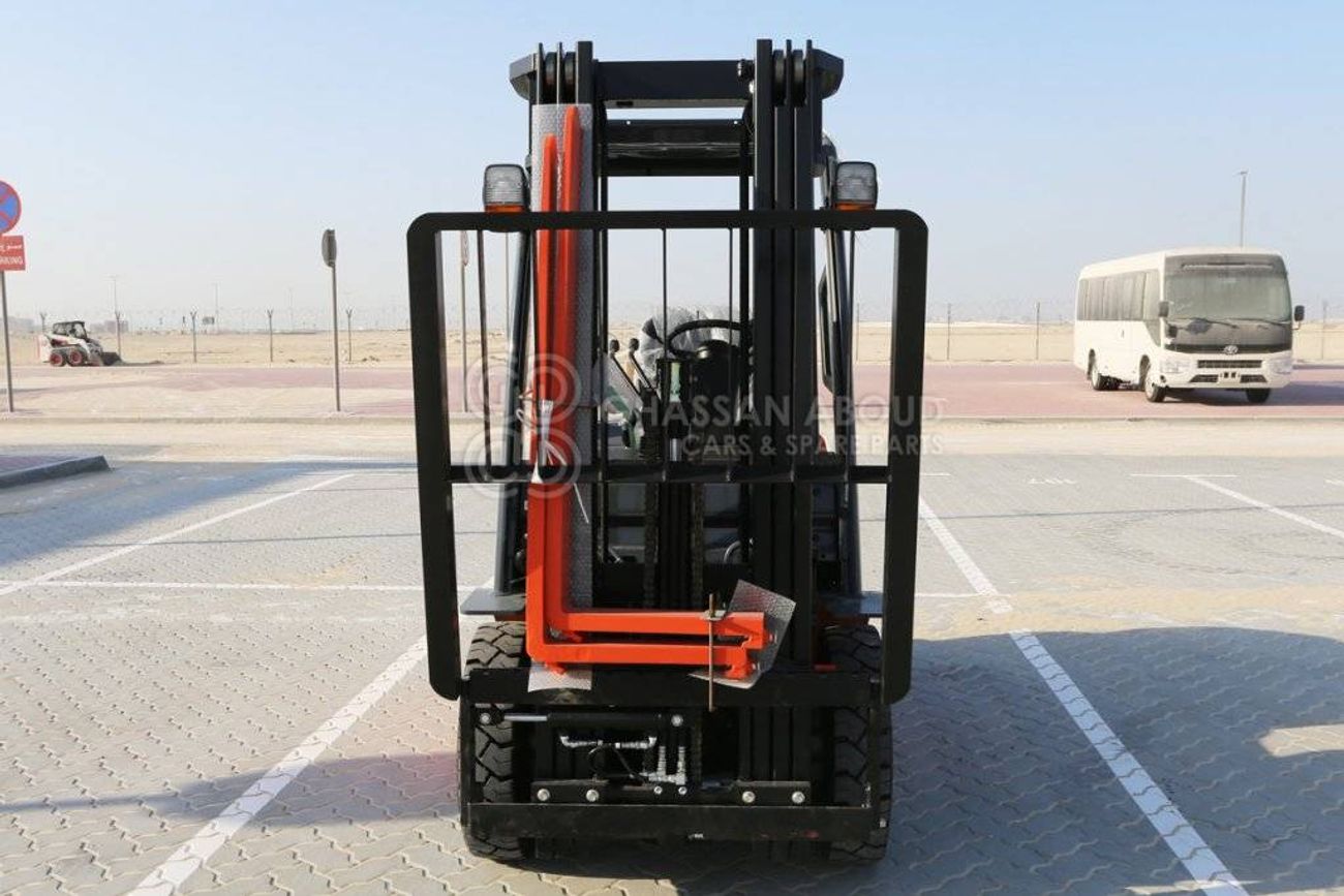 Toyota Fork lift DIESEL 2.5 TON, 3 STAGE W/ SIDE SHIFT 3 LEVER,4.7M LIFT HEIGHT MY23(Export Only)