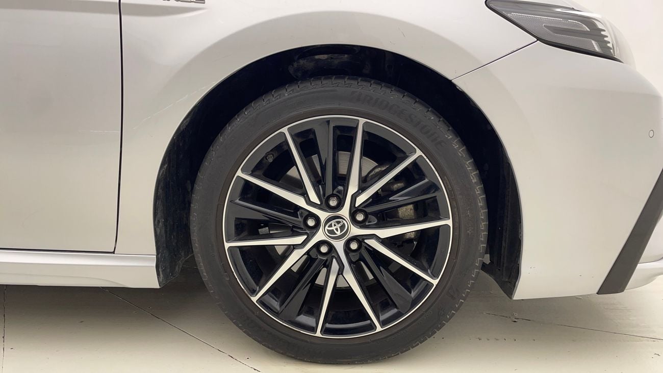 تويوتا كامري SPORT 3.5 | بدون دفعة مقدمة | اختبار القيادة في المنزل