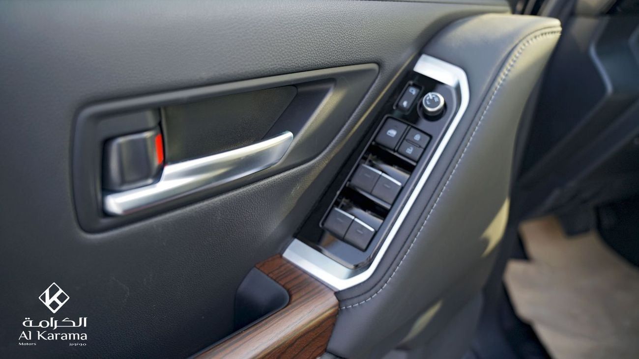 Toyota Land Cruiser Toyota Land Cruiser 3.3L GX.R | Twin Turbo | Diesel | GCC | RADAR | JBL Sound System