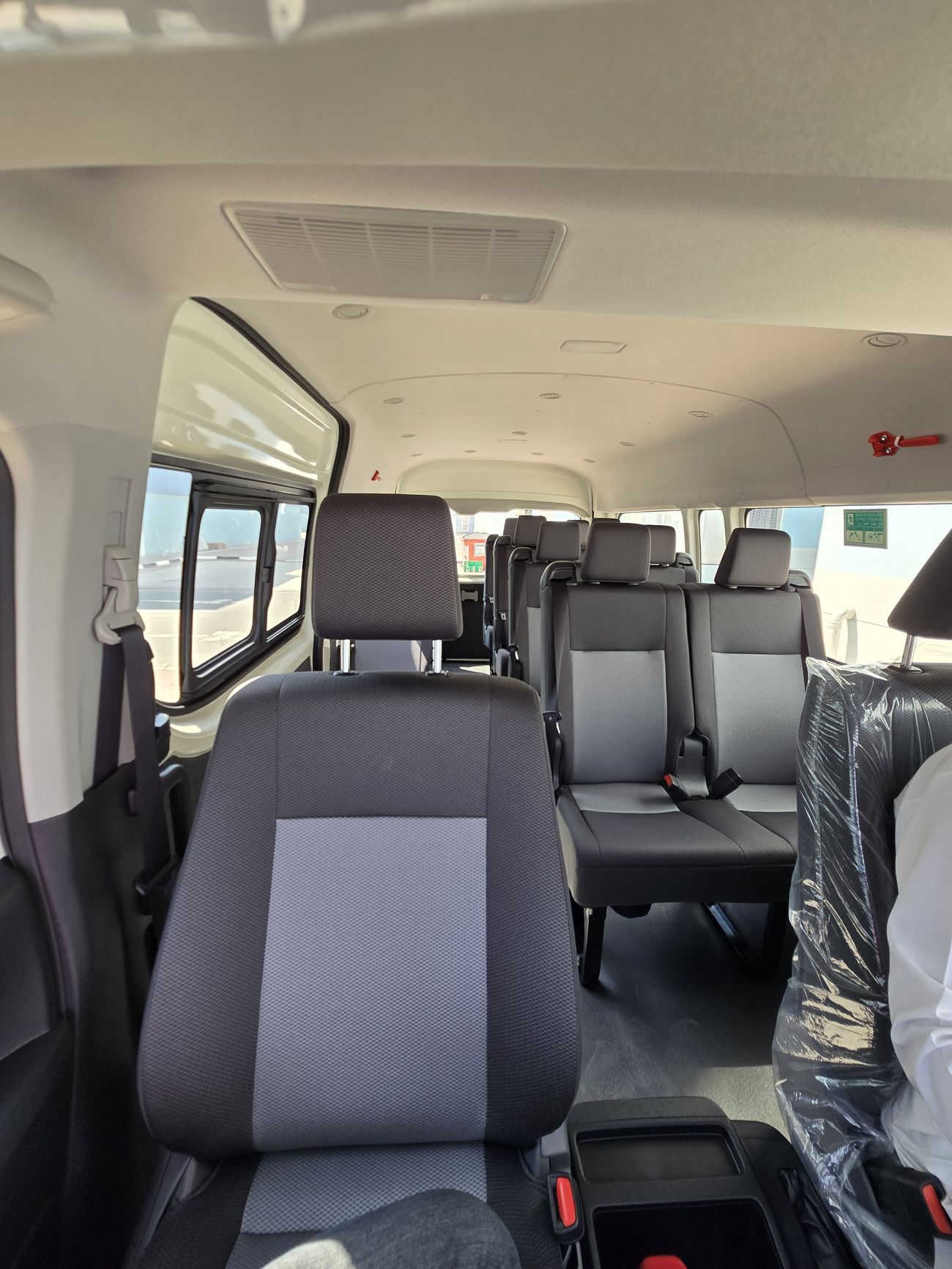 تويوتا هاياس GL -High Roof Commuter 3.5L M/T