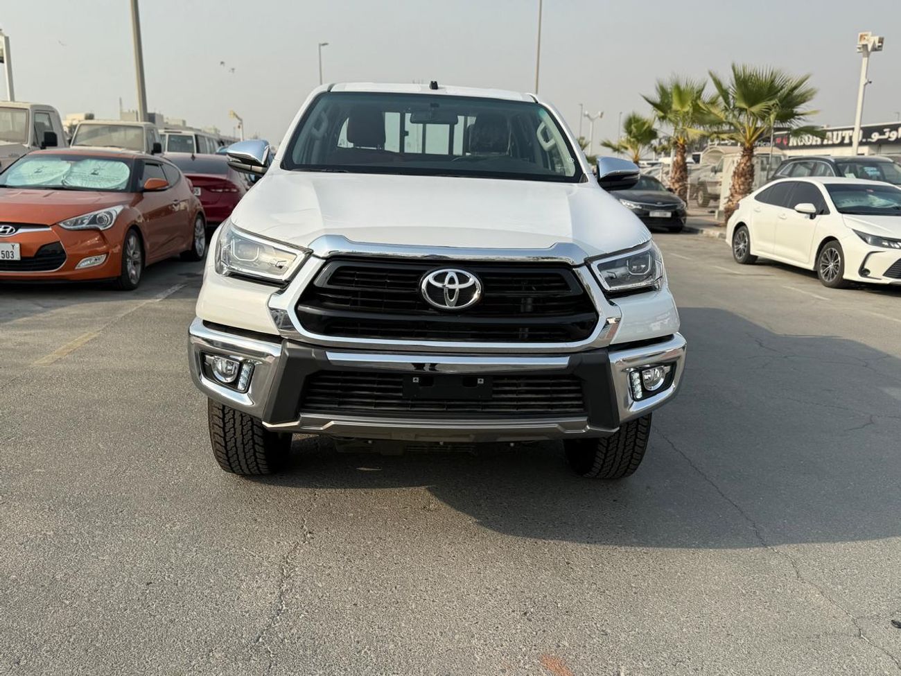 تويوتا هيلوكس HILUX D/C , GLXS-V , Full Option SR5 , 2.7L Petrol 4X4 , 2025 Model