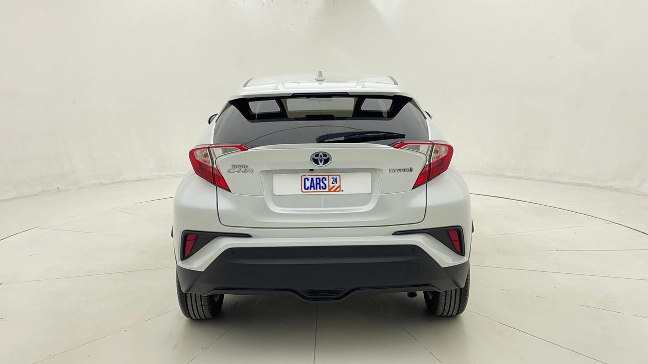 تويوتا CHR VX 1.8 | بدون دفعة مقدمة | اختبار القيادة في المنزل