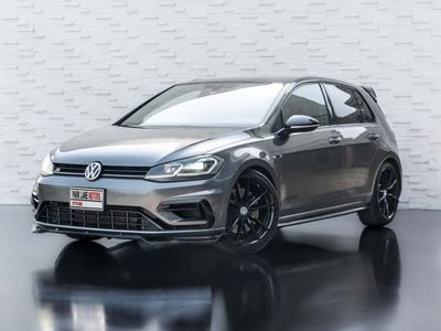 Volkswagen Golf R SPORT