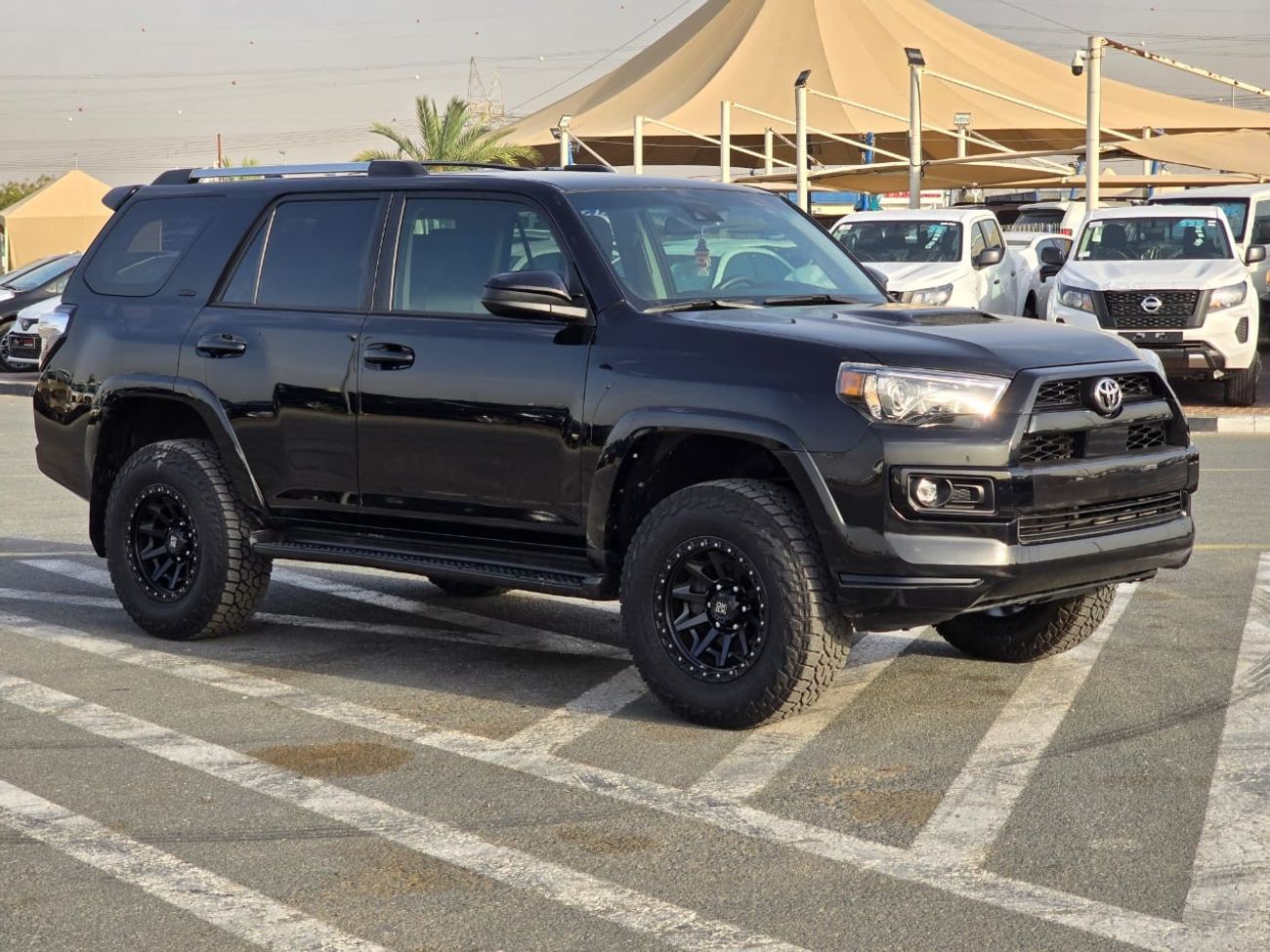 Toyota 4Runner *Offer* 2020 Toyota 4Runner SR5 Premium Black Edition - 4x4 AWD - UAE PASS