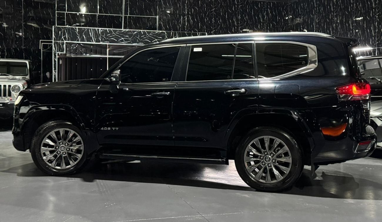 Toyota Land Cruiser VXR 3.5L 2023 Toyota Land Cruiser 409 TT, 2028 Toyota Warranty, Fully Loaded, 7 Seater, Low Kms, GCC