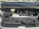 تويوتا هاياس High-roof passenger Van DSL 2.8L Diesel Engine Automatic Gear 2WD 11 Deats 5 Doors
