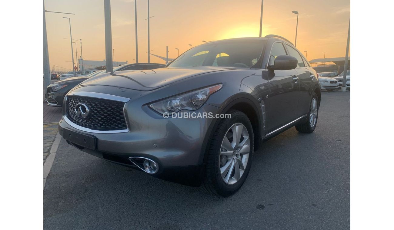 Infiniti QX70 Limited Infiniti QX70 _ Gcc_2019_Excellent_Condition _Full option