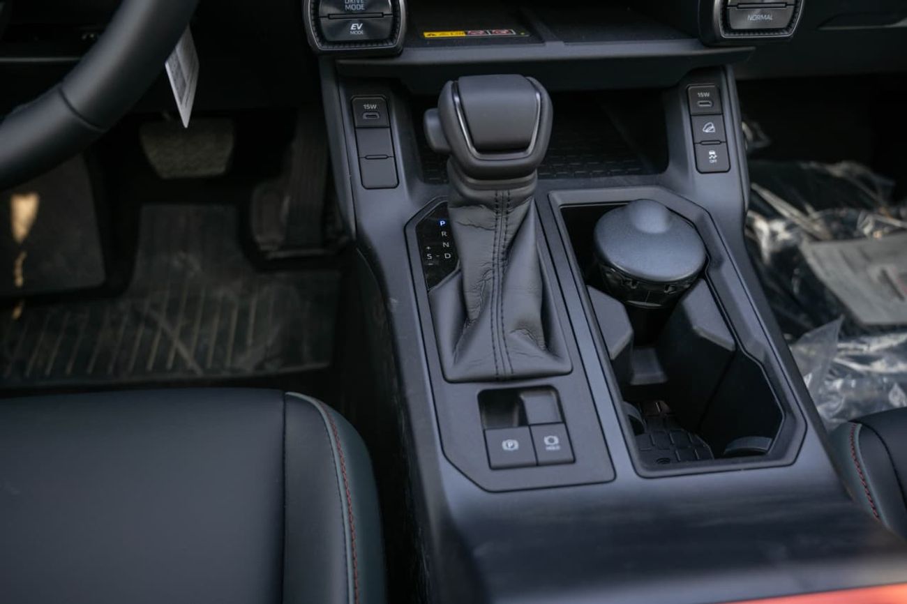 Toyota RAV4 ADVENTURE V 2.5L HYBRID 2026 MODEL