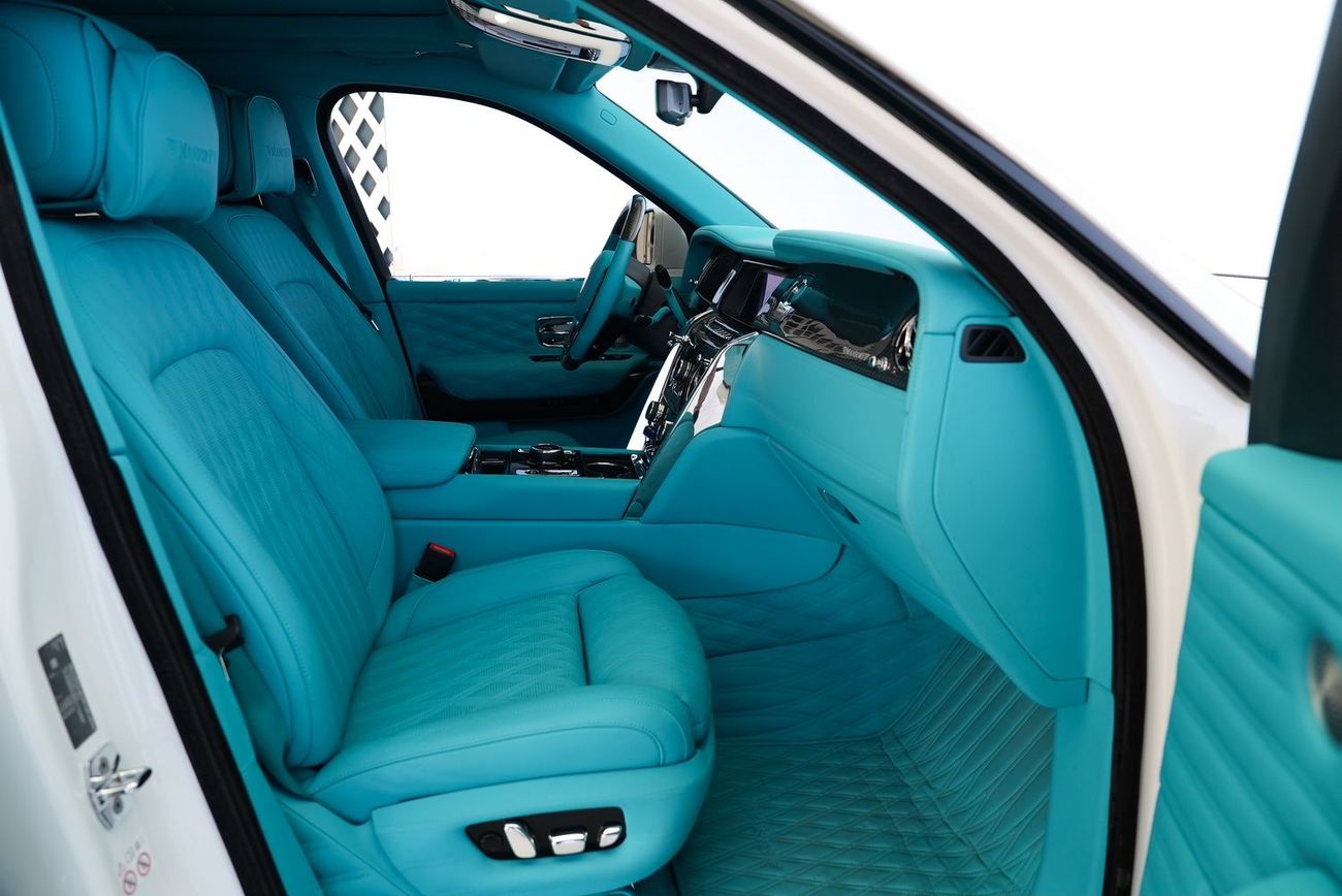 Rolls-Royce Cullinan Rolls Royce Cullinan Mansory