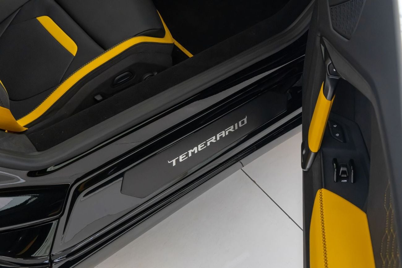 Lamborghini Temerario Lamborghini Temerario | 2026 | HPEV | 920 HP | AWD | Black / Yellow & Black Interior