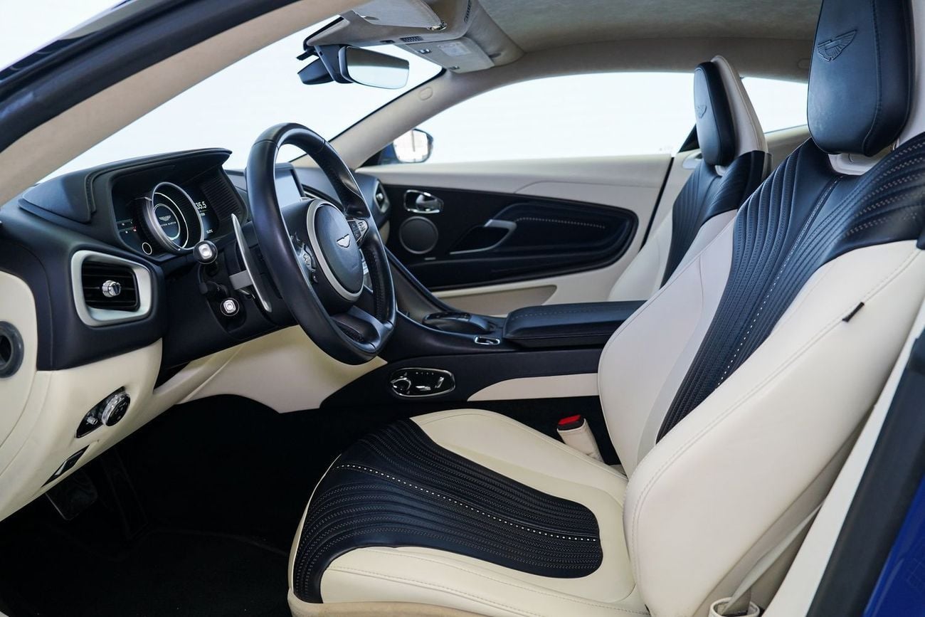 Aston Martin DB11 STD