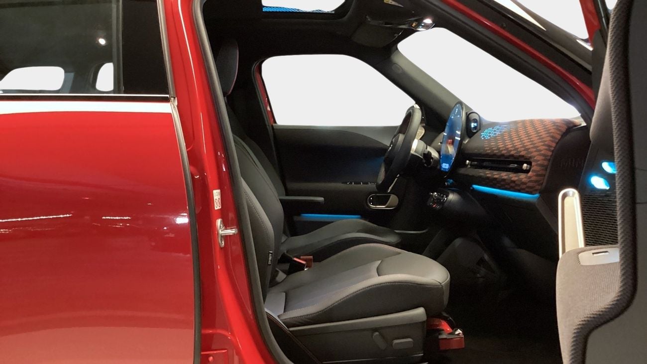 Mini Aceman SE | Guaranteed Warranty | 0 Down Payment
