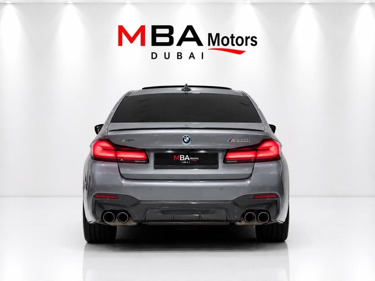 BMW M550i
