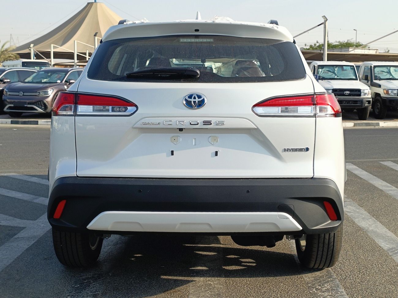 Toyota Corolla Cross 1.8L HYBRID / LEATHER SEATS / DVD+CAMERA / SUNROOF (CODE # TCCH-01)