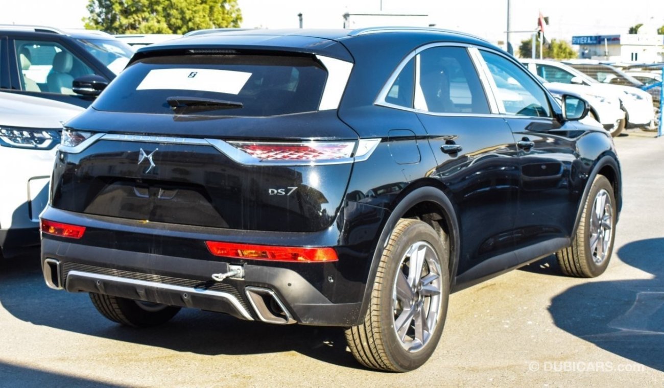 سيتروين DS DS7 Crossback 1.6 THP  petrol Grand Chic 165PS Brand New