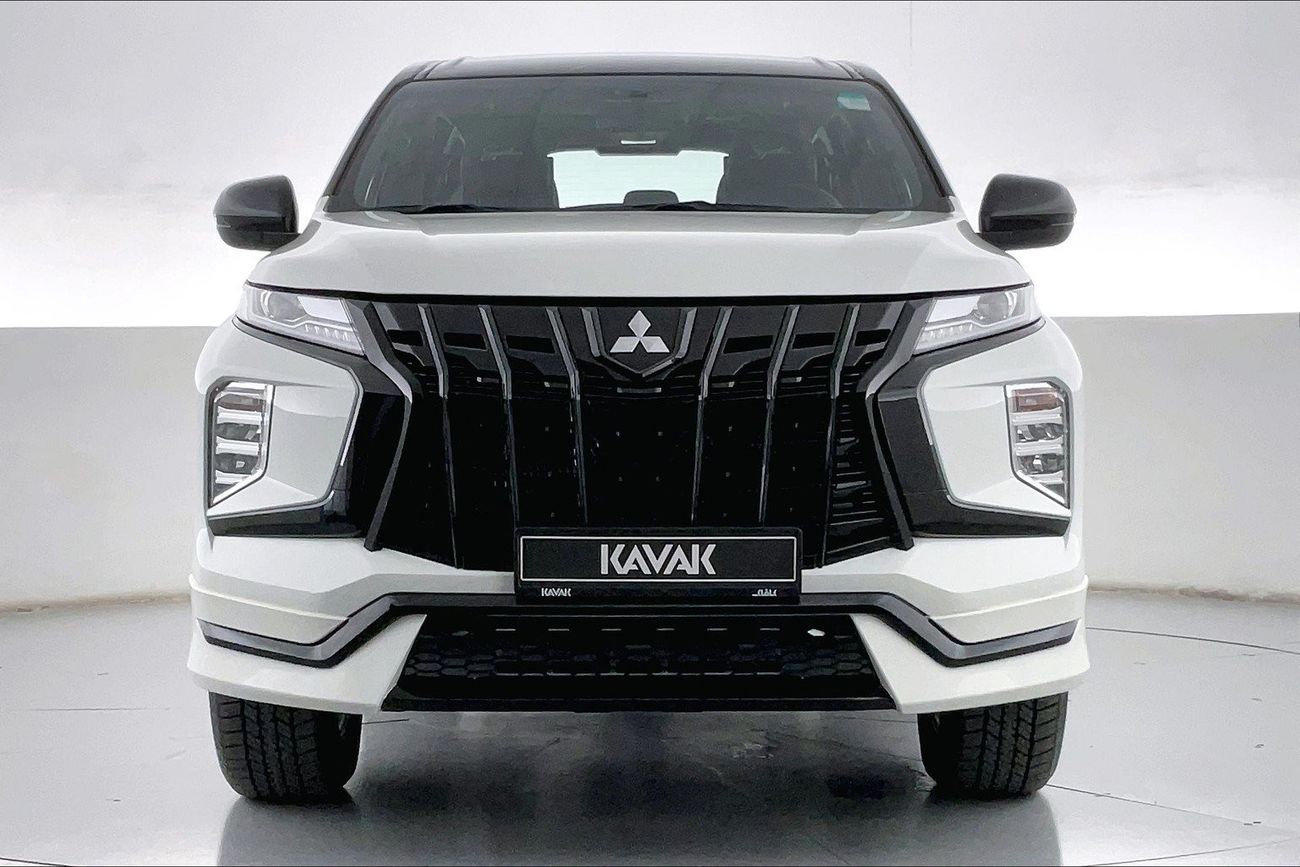 Mitsubishi Montero Signature | 1 year free warranty | 1.99% financing rate | Flood Free