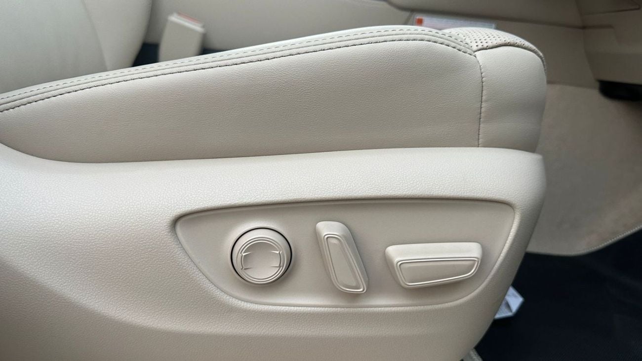 Toyota Land Cruiser 2024 TOYOTA LAND CRUISER SAHARA V6