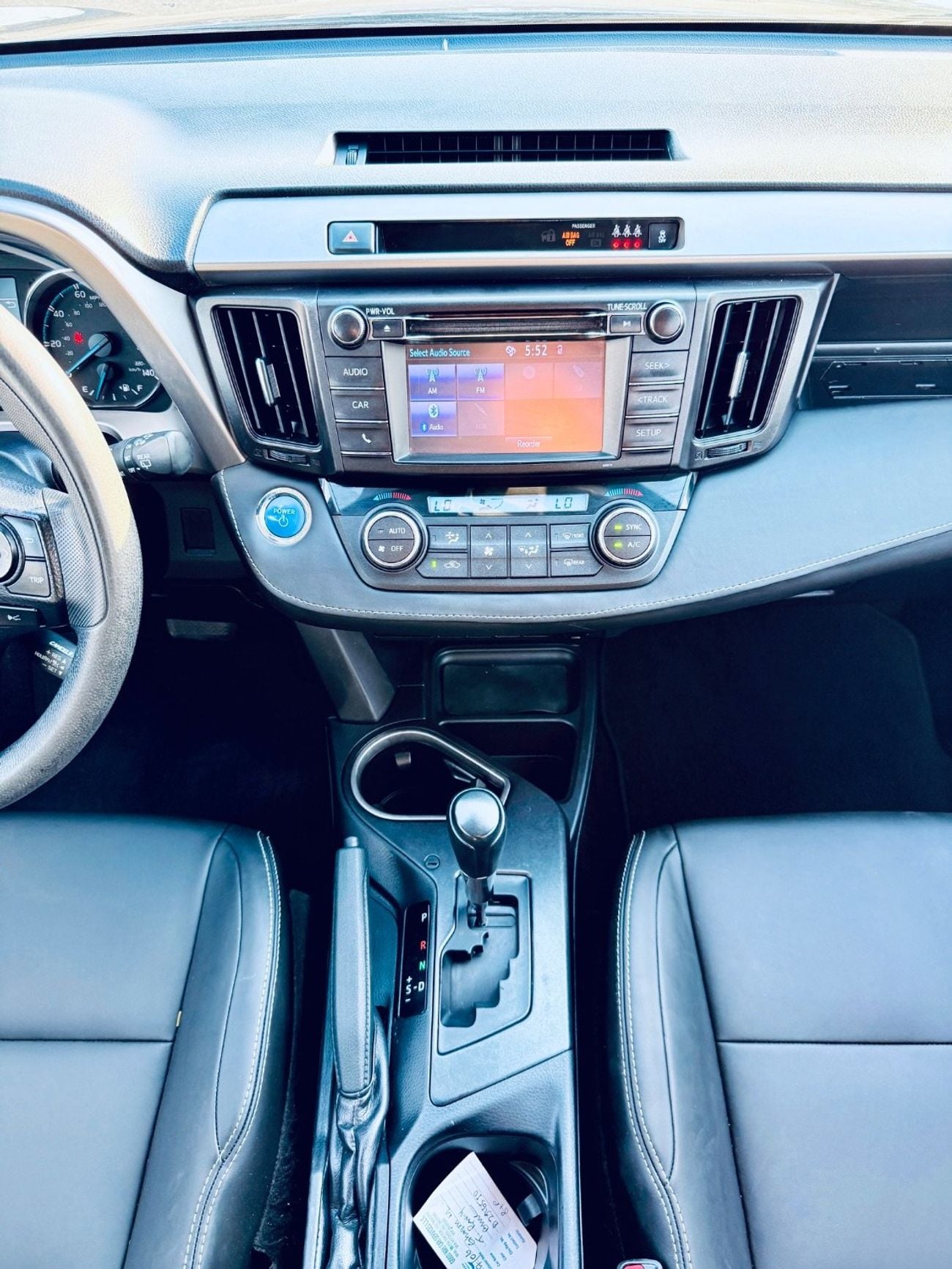 Toyota RAV4 LE 2.5L Cylinder 4 Hybrid Automatic 5 Seats 5 Doors