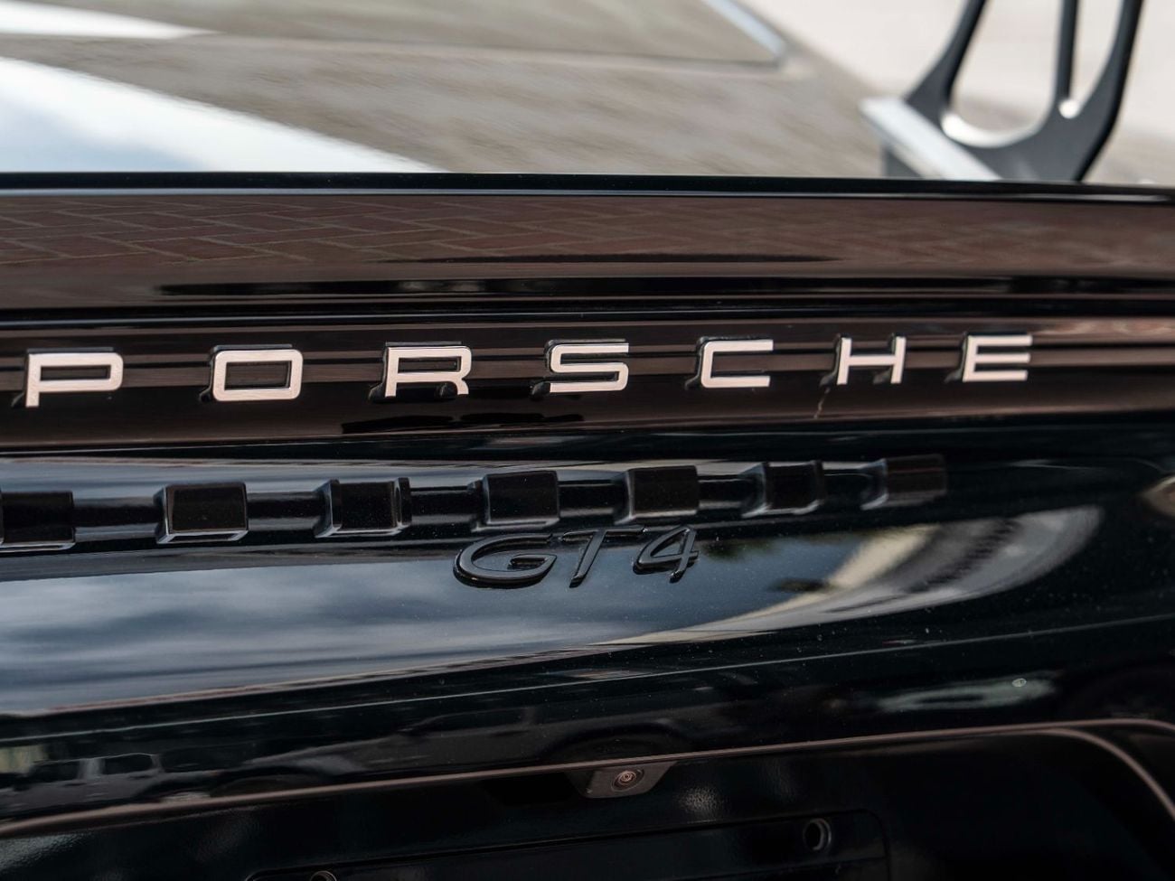 بورش كايمان 718 GT4 4.0L (420 HP) M/T
