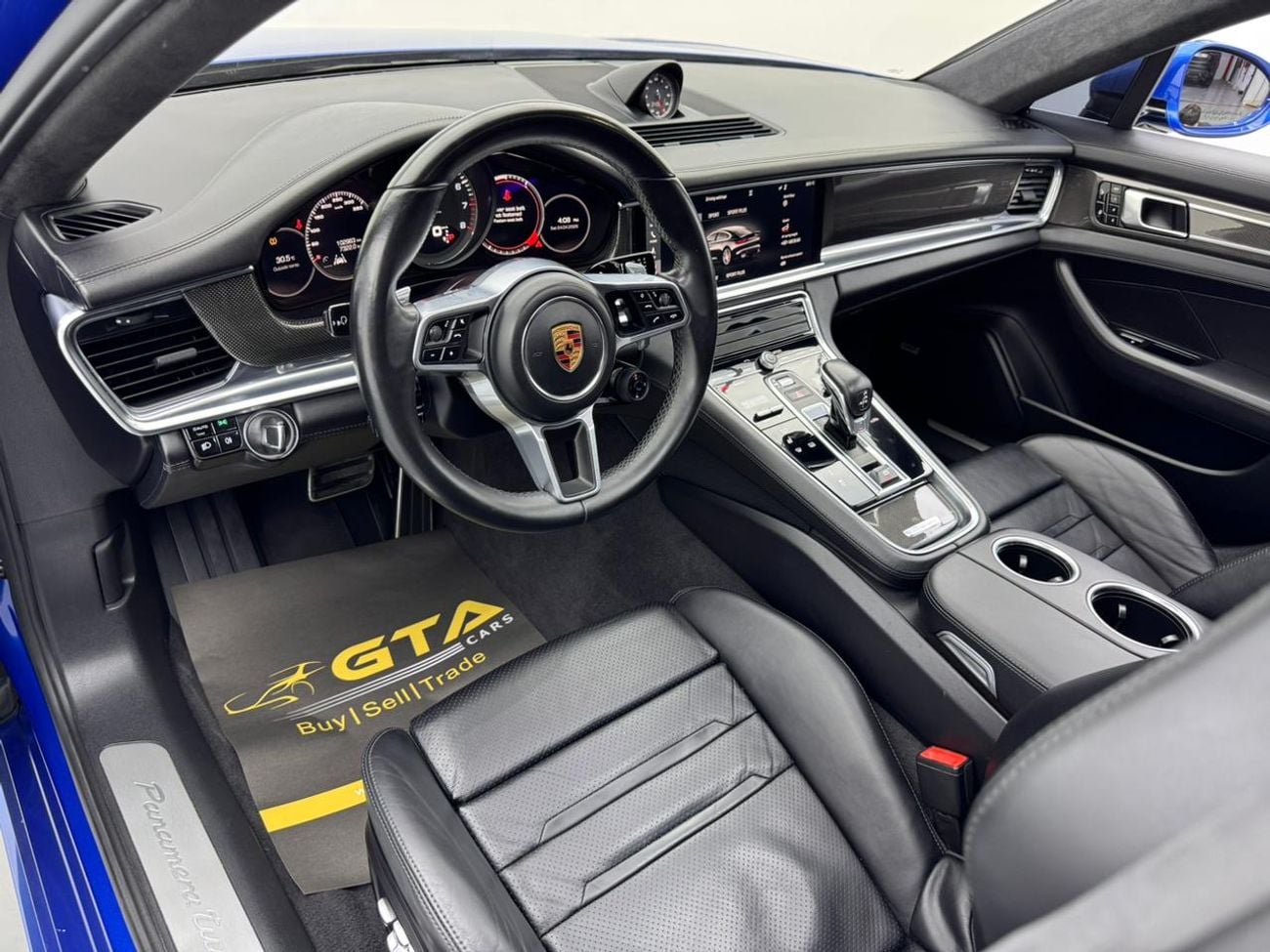 Porsche Panamera Turbo 4.0L RWD 2017 Porsche Panamera Turbo, Porsche Full Service History, Excellent Condition, GCC