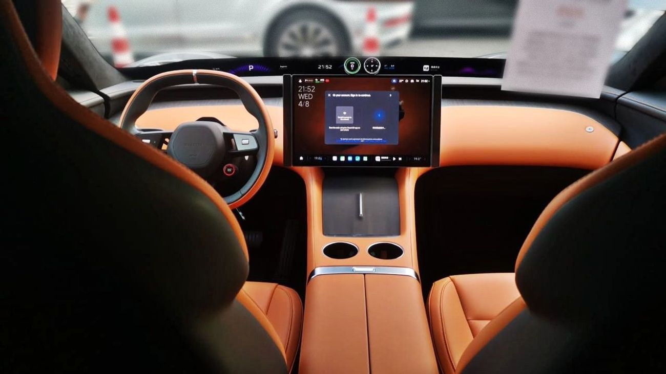 شاومى YU7 Max- 690 HP (681 bhp or 508 kW). range of up to 760 km