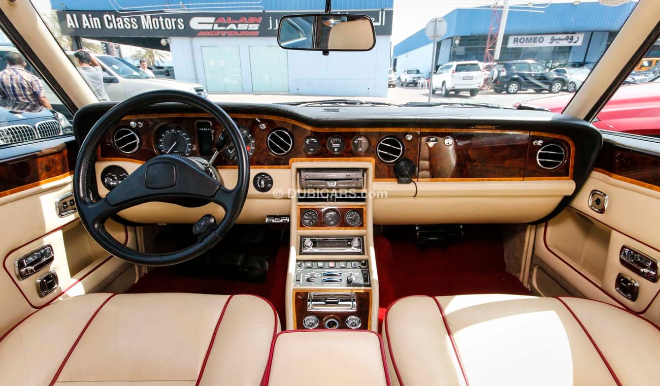 Rolls-Royce Corniche 3